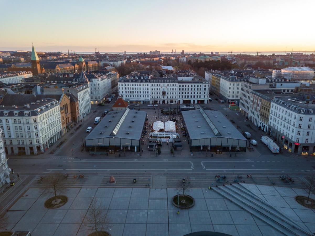 Spacious Tivoli Gardens Apartment W 3 Bedrooms Copenhagen Exterior photo